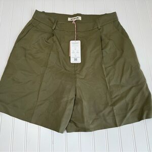 Boden Tencel Relaxed Shorts - Bermuda High Rise 8 US or 12 UK NEW 736